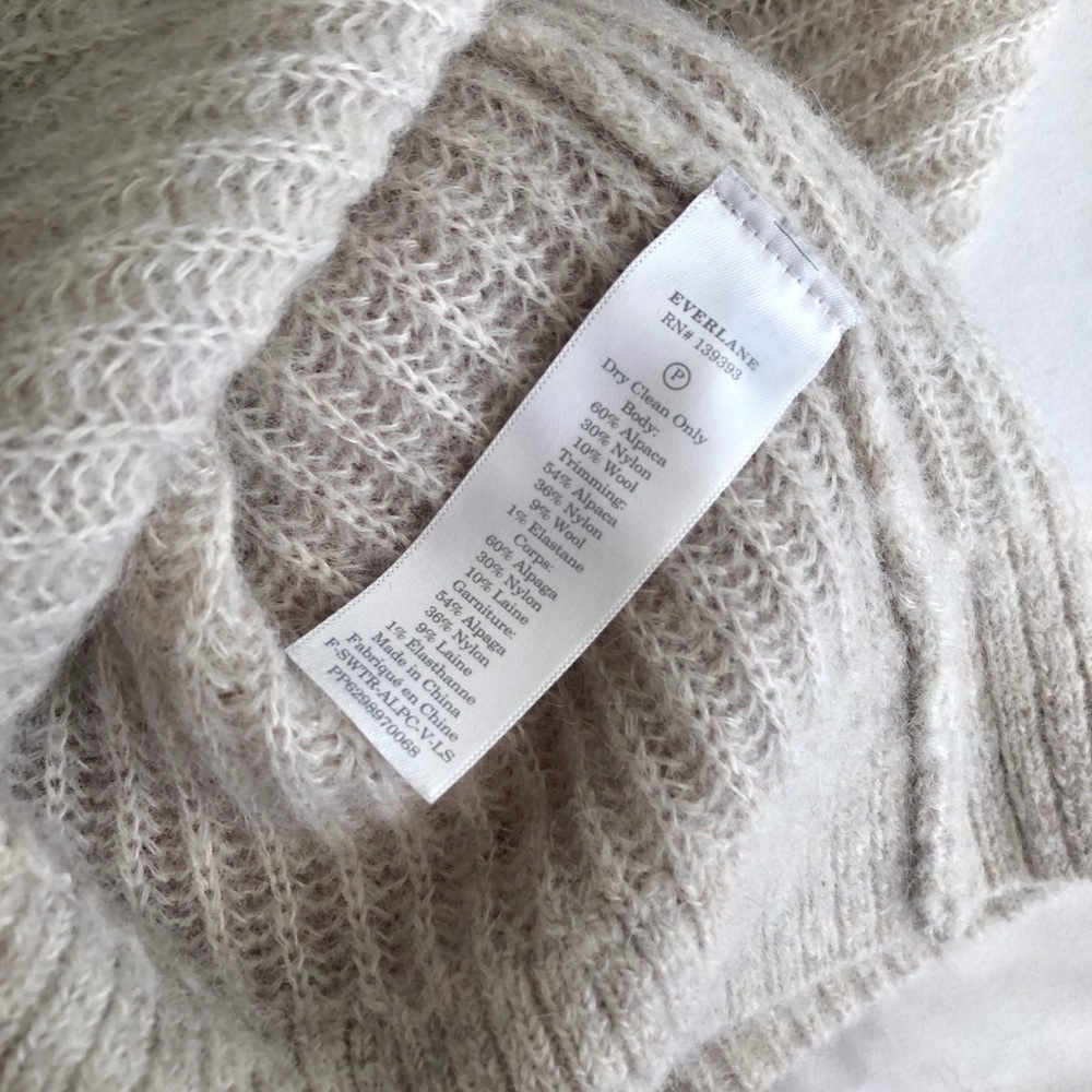 Everlane Alpaca V Neck Sweater - Picture 8 of 8